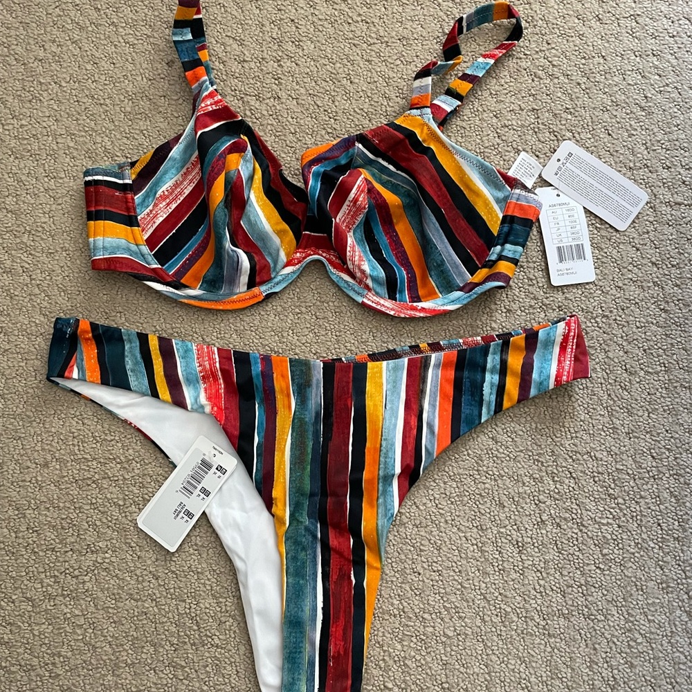 NEW WITH TAGS Freya Bikini XL/ 38DD